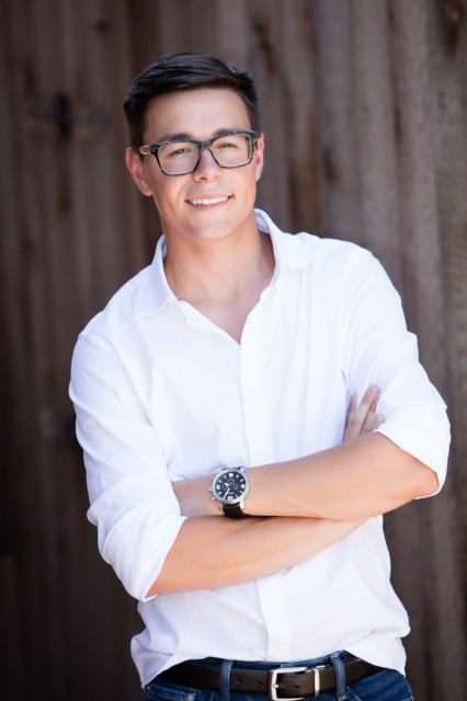 New-Albany-High-School-Senior-Pictures-Charlie-Cush-49